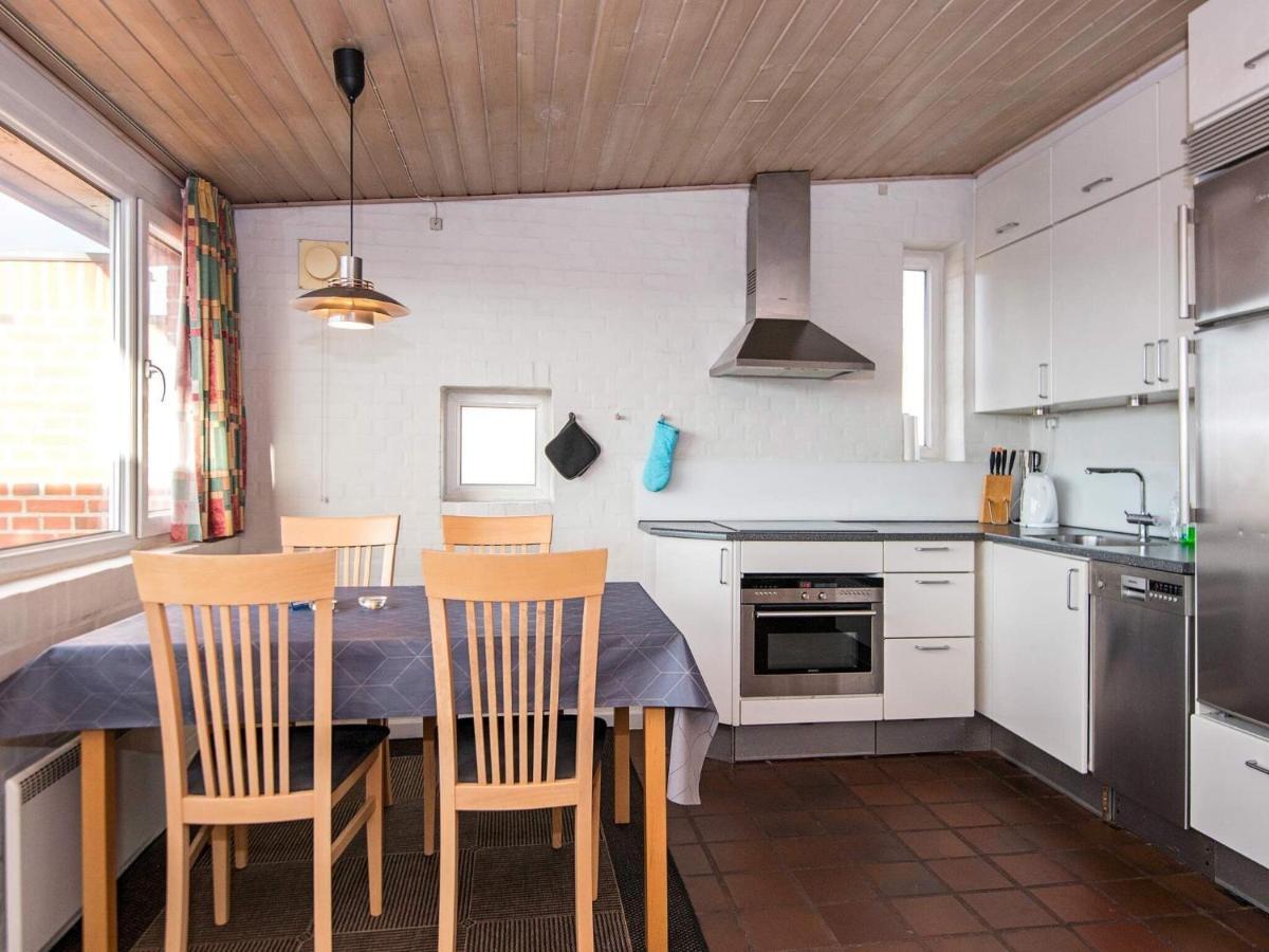 6 Person Holiday Home In Henne Henne Strand Buitenkant foto